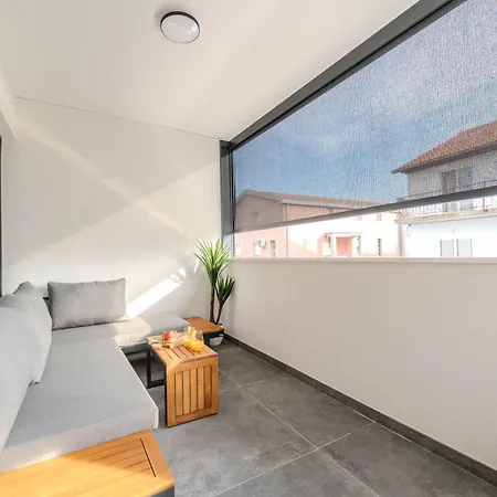 Aurea Apartament *