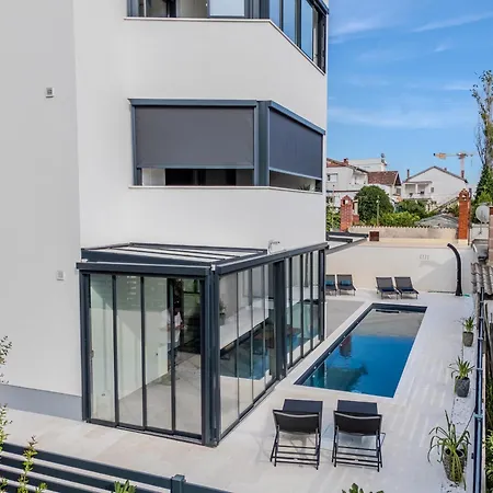 Apartament Aurea