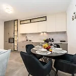 Apartment Aurea *