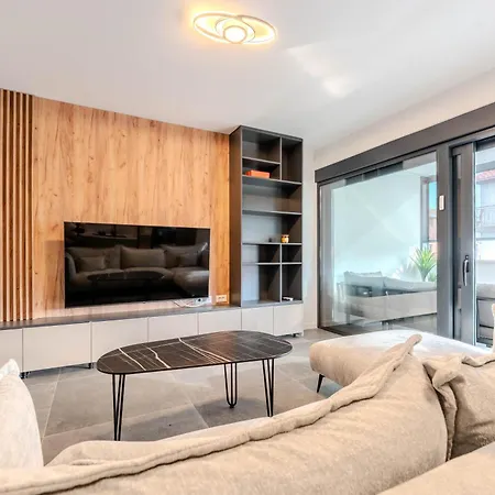 Aurea * Ζαντάρ