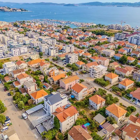 Aurea Apartman *